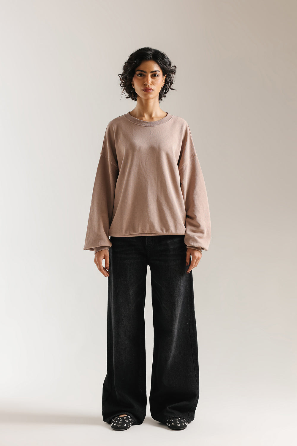 Essential Crew Sweatshirt