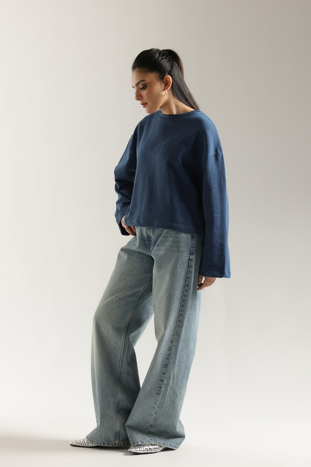 Cropped Essential Crew