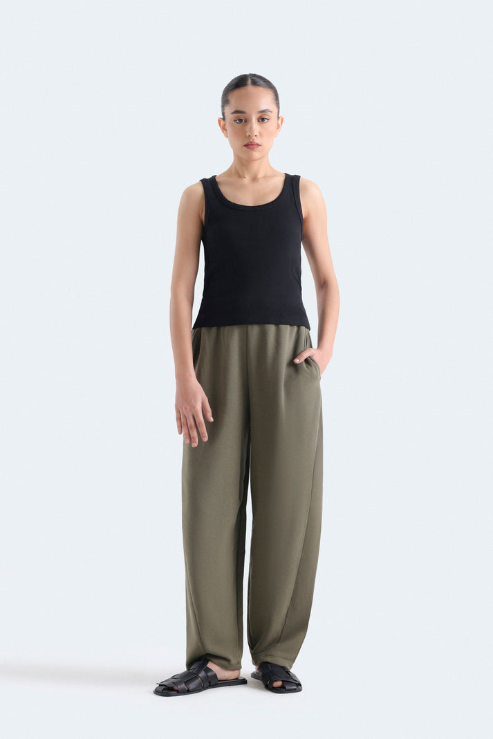 Barrel fit trousers